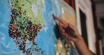 Testez le développement à l'international depuis chez vous